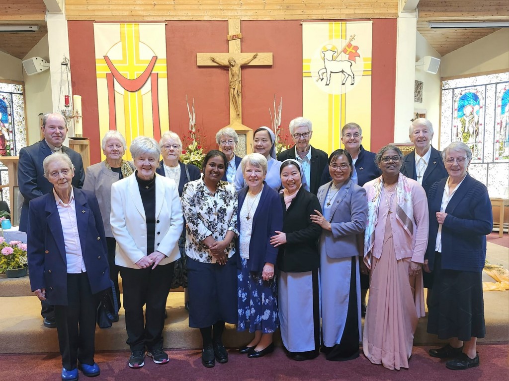 RNDMs gathered with Fr Aidan Kieran in Divine Mercy Parish.